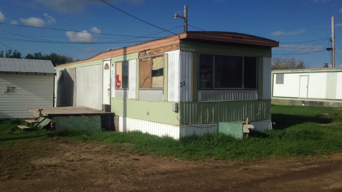 NOTICEMOBILE HOME FOR SALE & REMOVAL Town of Valleyview